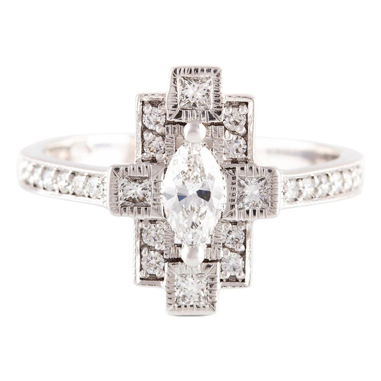 Art Deco Marquise Cut Diamond Engagement Ring in 18 Carat white Gold
