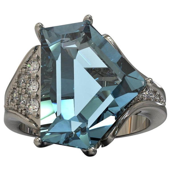 Pentagon cut Aquamarine & diamond Ring in Platinum